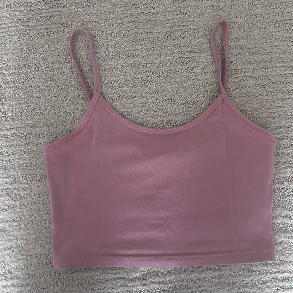 aritiza tna karelis cropped tank